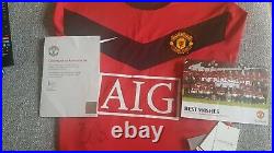 124 Johnny Evans Signed Manchester United Football Shirt from the Club
