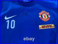 127 Signed Berbatov Manchester United Training Top 127 Signed Berbatov Manchester United Training Top