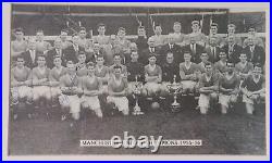 1955 MANCHESTER UNITED CHAMPIONS 11 x SIGNED MOUNTED 15x15 FRAME INC CHARLTON
