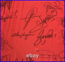 1998- 1999 Manchester United Treble Winners Squad Signed Shirt with COA 1998- 1999 Manchester United Treble Winners Squad Signed Shirt with COA