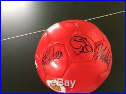 2005/06 Manchester United Football Signed 12 Ronaldo Ole Giggs COA Man Utd Ball