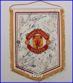 2015-16 Official Manchester United Pennant Squad Signed inc. Rooney + COA & Map