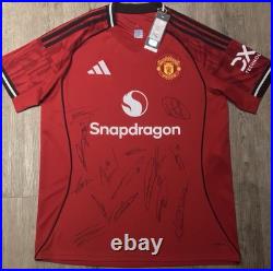 2025/2026 MUFC Numbered MU042360 COA Manchester United Squad Signed Shirt