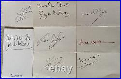 25x SIGNED Manchester United FC Vintage Autograph Cards with COA