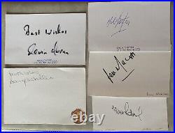 25x SIGNED Manchester United FC Vintage Autograph Cards with COA