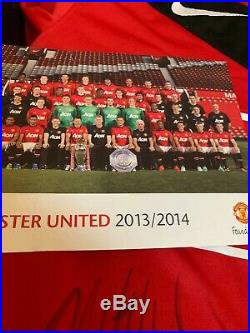35 Manchester United Team Signed Football Shirt + COA & presentation Folder