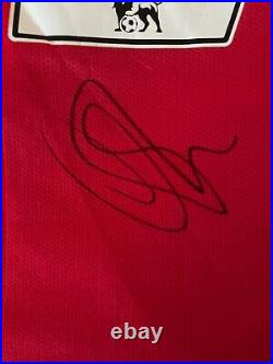 Authentic Hand-Signed Manchester United 14/15 Luke Shaw Manchester Shirt W / COA