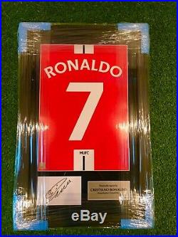 Authentic hand signed Cristiano Ronaldo Manchester United 07/09 Shirt Print