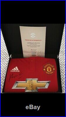 BNIB 2018 Ful Team Signed Manchester United Boxed Shirt & Authenticity Cert