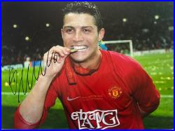 Cristiano Ronaldo Hand Signed 16x12 Moscow Manchester United Photo + PROOF & COA Cristiano Ronaldo Hand Signed 16x12 Moscow Manchester United Photo + PROOF & COA