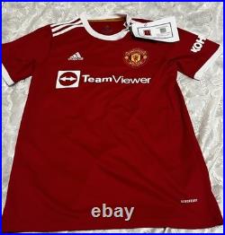 Cristiano Ronaldo Manchester United Hand Signed Shirt 2021/22 ADIDAS M BNWT COA Cristiano Ronaldo Manchester United Hand Signed Shirt 2021/22 ADIDAS M BNWT COA