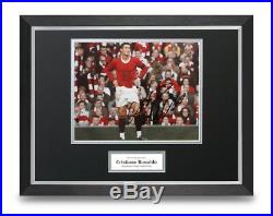 Cristiano Ronaldo Signed 16x12 Framed Photo Display Manchester United Autograph