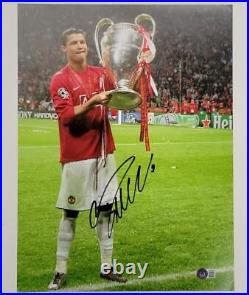 Cristiano Ronaldo signed Manchester United 12x16 photo autograph Beckett BAS