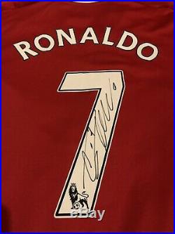 Cristiano Ronaldo signed Manchester United shirt. Certificate of Authenticity