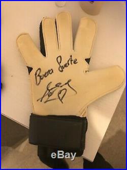 David De Gea Match Worn Signed Gloves