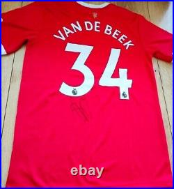 Donny van de Beek Hand Signed Manchester United Name & Number Home Shirt 21/22 1