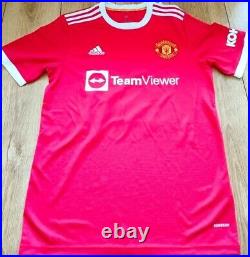 Donny van de Beek Hand Signed Manchester United Name & Number Home Shirt 21/22 1