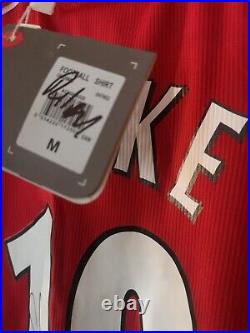 Dwight Yorke HAND SIGNED Manchester United Shirt (Proof Included) Man Utd