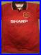 Eric_Cantona_Signed_Manchester_United_Man_Utd_Retro_94_96_Shirt_01_nff