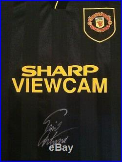 Eric Cantona Signed Manchester United Man Utd Retro Kung Fu Kick Shirt