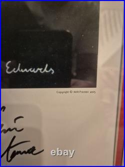 Eric Cantona framed/signed Manchester United photo- OFFICIAL SIGNATURE