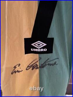 Eric Cantona signed Manchester United 1992/94 green/gold shirt