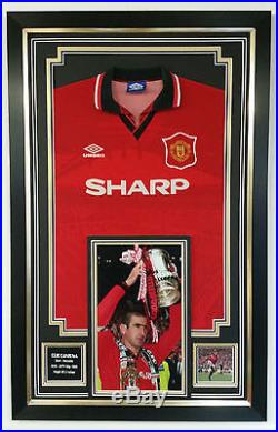 FA CUP Eric Cantona of Manchester United Signed Photo and Shirt Display