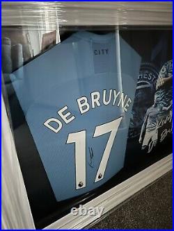 FRAMED KEVIN DE BRUYNE SIGNED MANCHESTER CITY FOOTBALL SHIRT With COA