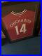 Framed_And_Signed_Chicarito_Manchester_United_Replica_Shirt_01_xvgl