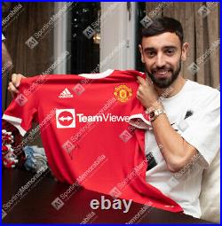 Framed Bruno Fernandes Signed Manchester United Shirt 2021-2022 Premium