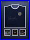 Framed_Denis_Law_Signed_Scotland_Football_Shirt_See_Proof_Coa_Manchester_United_01_wdvo