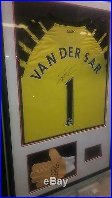 Framed VAN DER SAR Signed Manchester United Football Shirt With CERTIFICATE