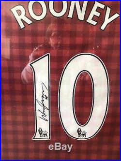 Framed Wayne Rooney signed No. 10 Manchester United t-shirt