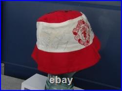 Hand Signed Vintage Manchester United FC 1983/83 Sharp Electronics Beanie Hat