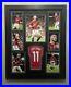 Hand_signed_autographed_photo_display_by_rasmus_hojlund_Manchester_United_Coa_01_fab