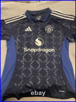 Harry Maguire Signed Shirt Jersey Manchester United Away Kit