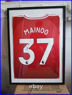 Kobbie Mainoo Hand Signed Manchester United Framed Football Shirtt With Coa Kobbie Mainoo Hand Signed Manchester United Framed Football Shirtt With Coa