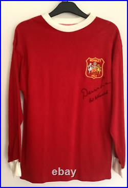 MANCHESTER UNITED TOFFS REP 1963 CUP FINAL FOOTBALL SHIRT SIGNED- LAWithCRERAND