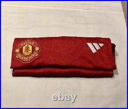 MUFC Numbered MU033734 COA Manchester United 2023/2024 Squad Signed Shirt