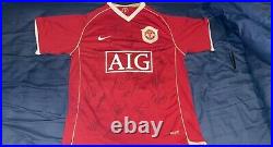 Manchester United 07/08 Shirt Signed by Squad