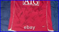 Manchester United 07/08 Shirt Signed by Squad