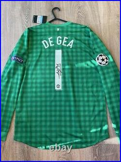 Manchester United 12/13 C. L. Goalkeeper Shirt New Adults(m) Signed By 1 De Gea