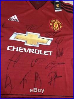 Manchester United 18/19 Home Shirt Signed By Squad And Solskjaer