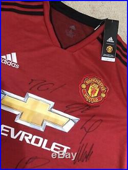 Manchester United 18/19 Home Shirt Signed By Squad And Solskjaer