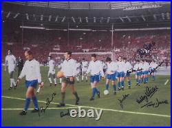 Manchester United 1968 European Cup Winners Signed x 8 Charlton Photo PROOF COA Manchester United 1968 European Cup Winners Signed x 8 Charlton Photo PROOF COA