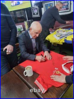 Manchester United 1977 FA Cup Final replica shirt personally signed by 5 legends