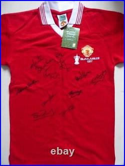 Manchester United 1977 Signed Retro Shirt Score Draw, Autograph, Greenhoff