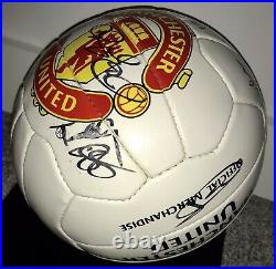 Manchester United 1999 Squad Signed Ball By 20 Inc. Beckham, Giggs, Keane etc