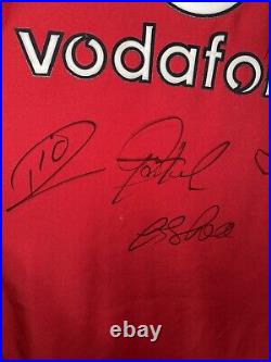Manchester United 2002/03 home shirt signed by Ronaldo, Keane + Others COA