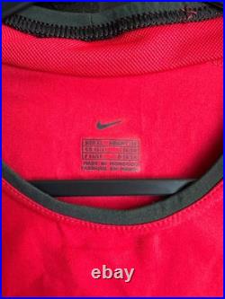 Manchester United 2002/04 home BNWT Nike mens XL (signed by Nicky Butt no COA)